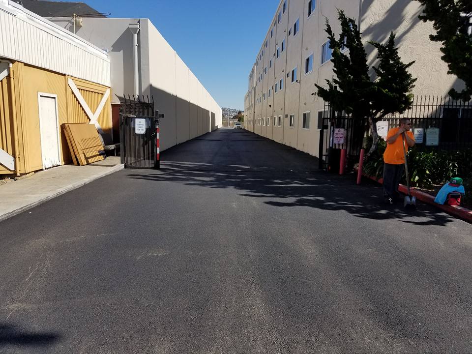 What to Include in Your Commercial Building Paving Maintenance Plan