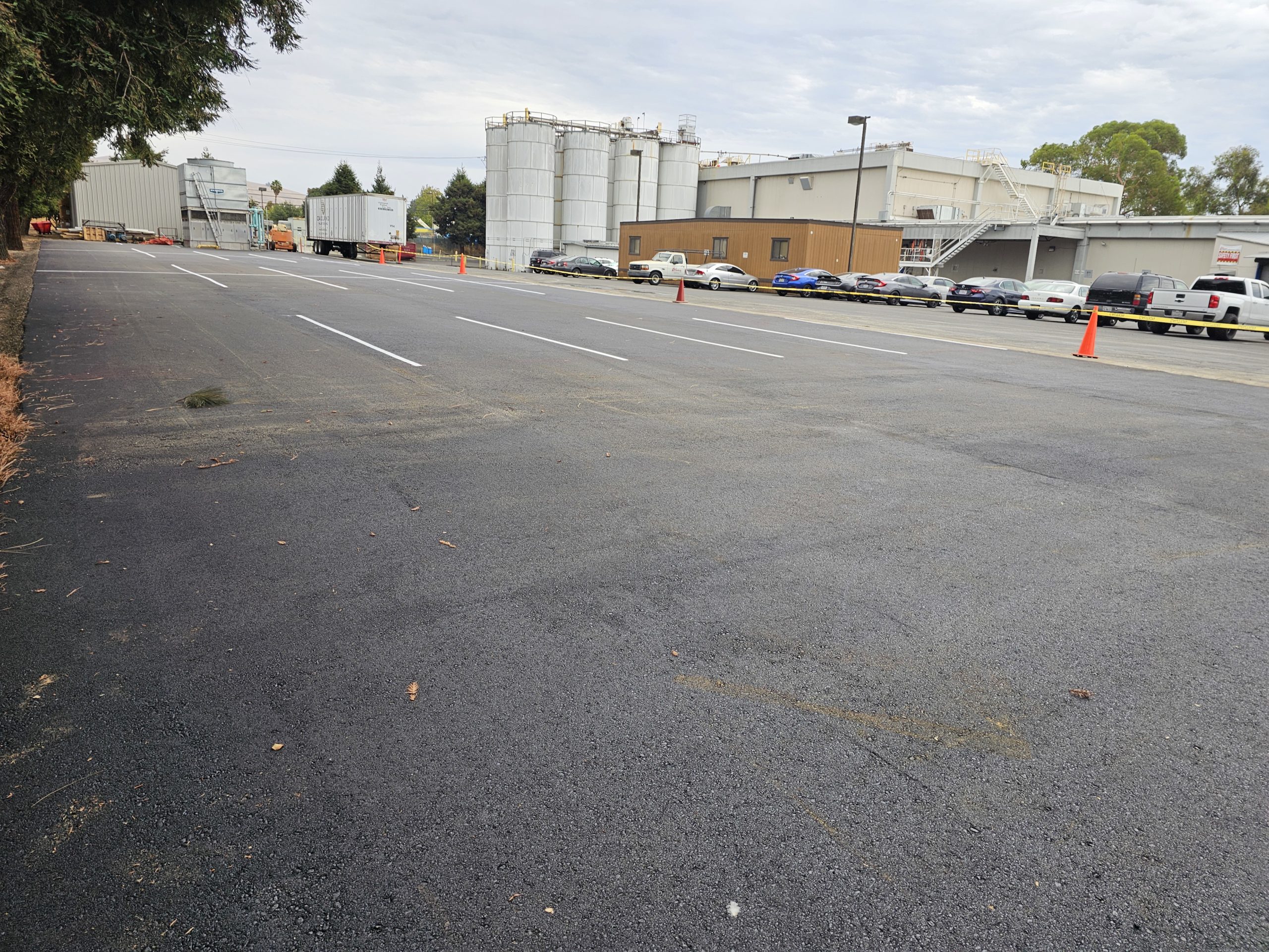 Seamless Traffic Flow During Lot Re‑pave in Union City